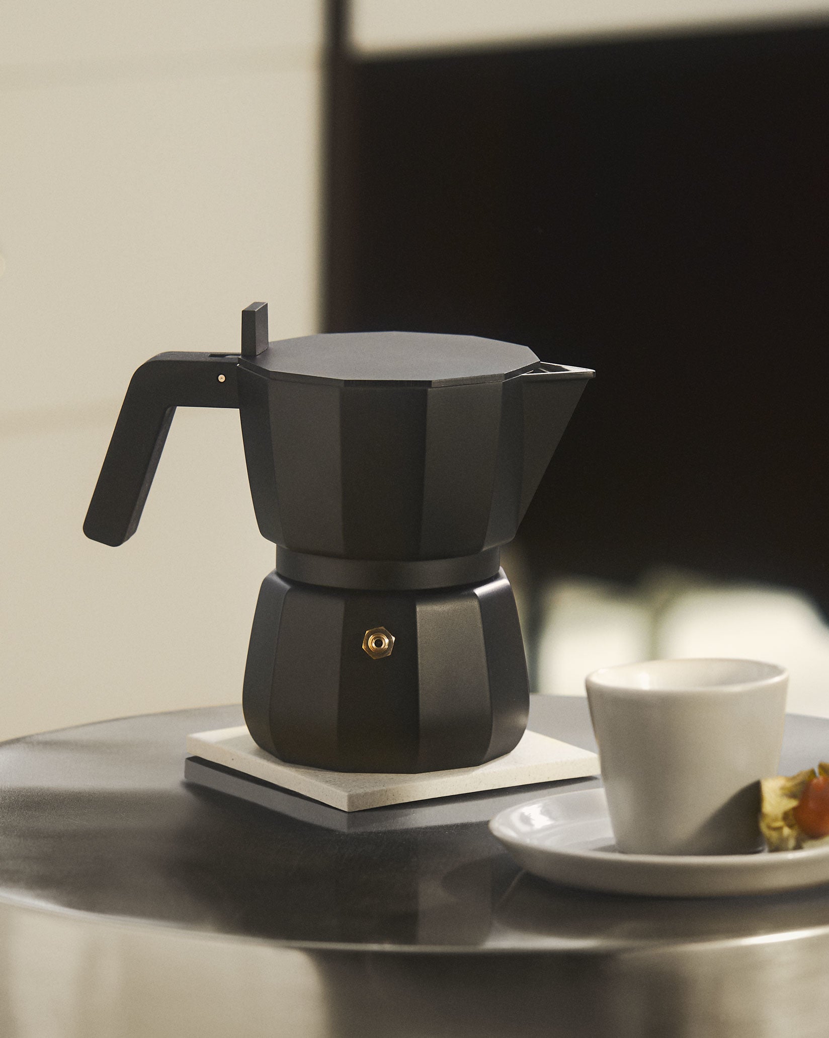 Alessi AAM33/6 - Cafetera Espresso de diseño, resina de aluminio y  termoplástica, 6 tazas, mango negro