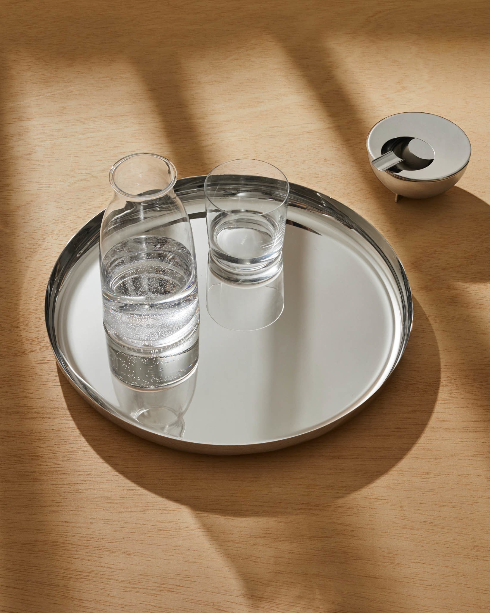 Table / plateau Op-la ALESSI | unehistoirelasuite Table / plateau Op-la ALESSI | unehistoirelasuite