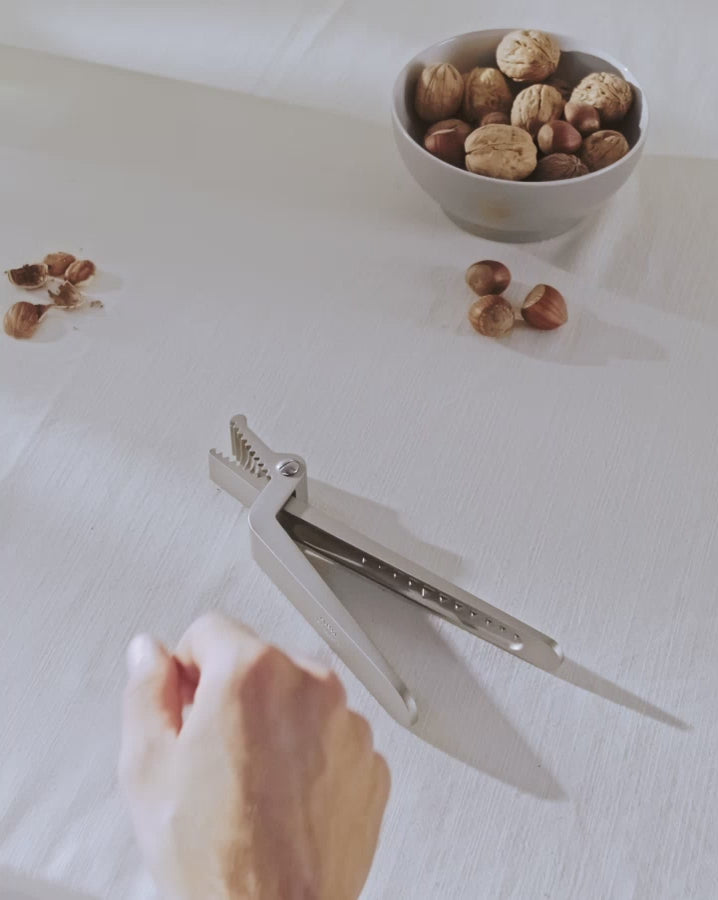 Sweetheart: Nutcracker by Jim Hannon-Tan | Alessi