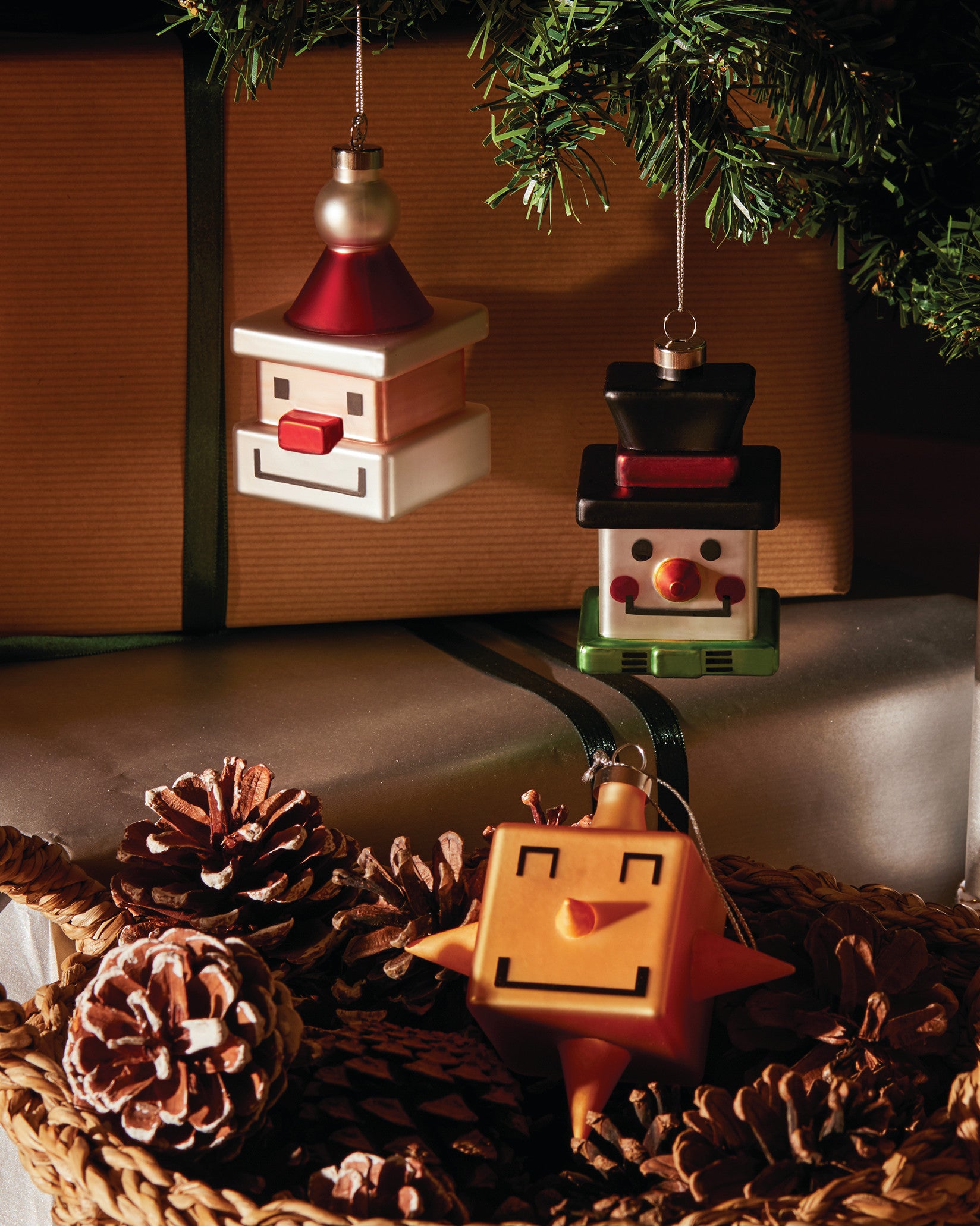Décoration De Noël Alessi AMJ13 - Ornement Argenté Avec Aimants, Design Moderne